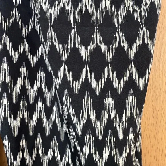 Flynn Skye Black + White Patterned Pants Size 3 - Picture 3 of 9